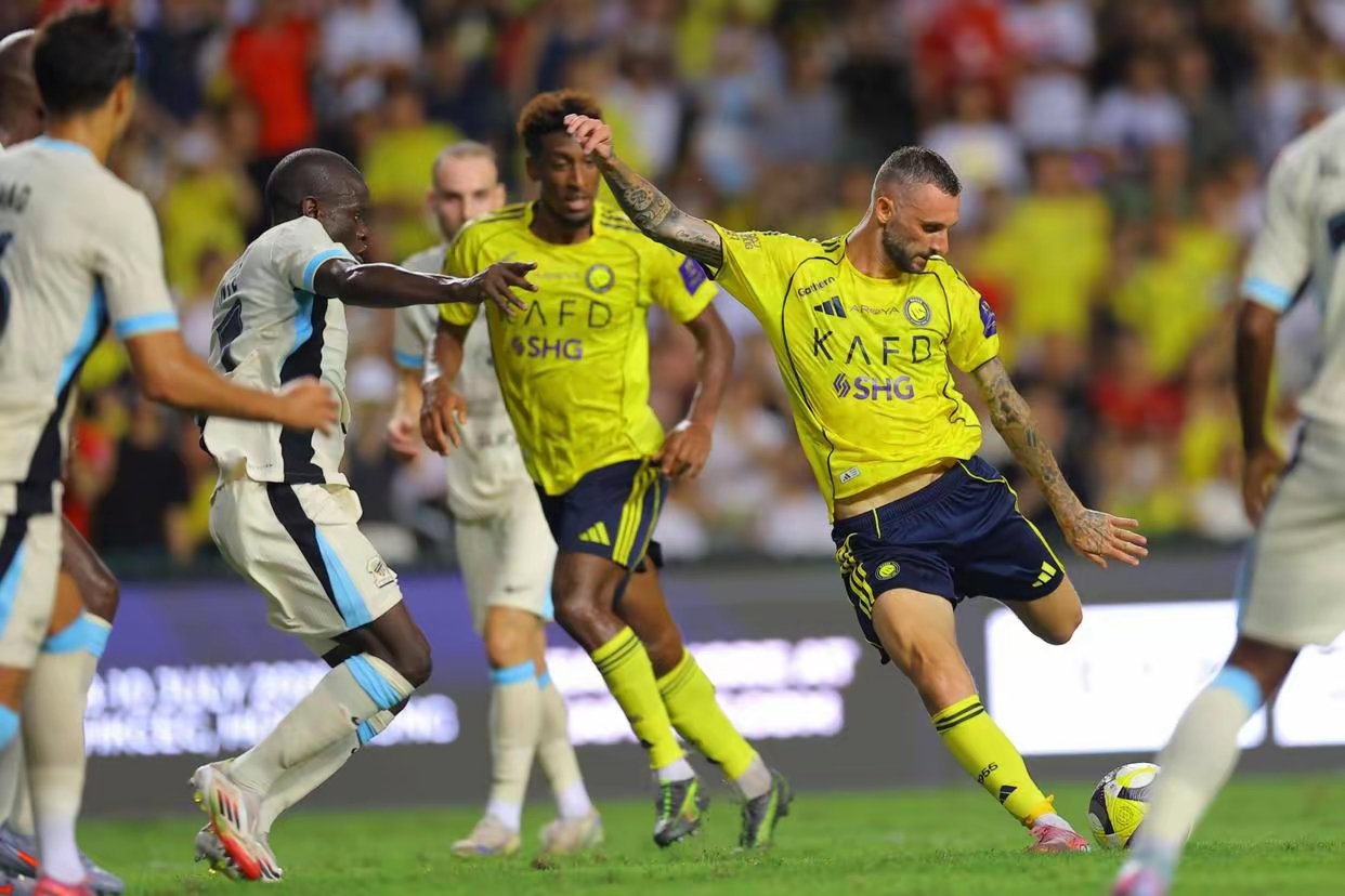 实时比分-关于欧超杯今晚再迎强敌，那不勒斯外线爆发，主帅态度：目标明确，球队文化再被提及的信息