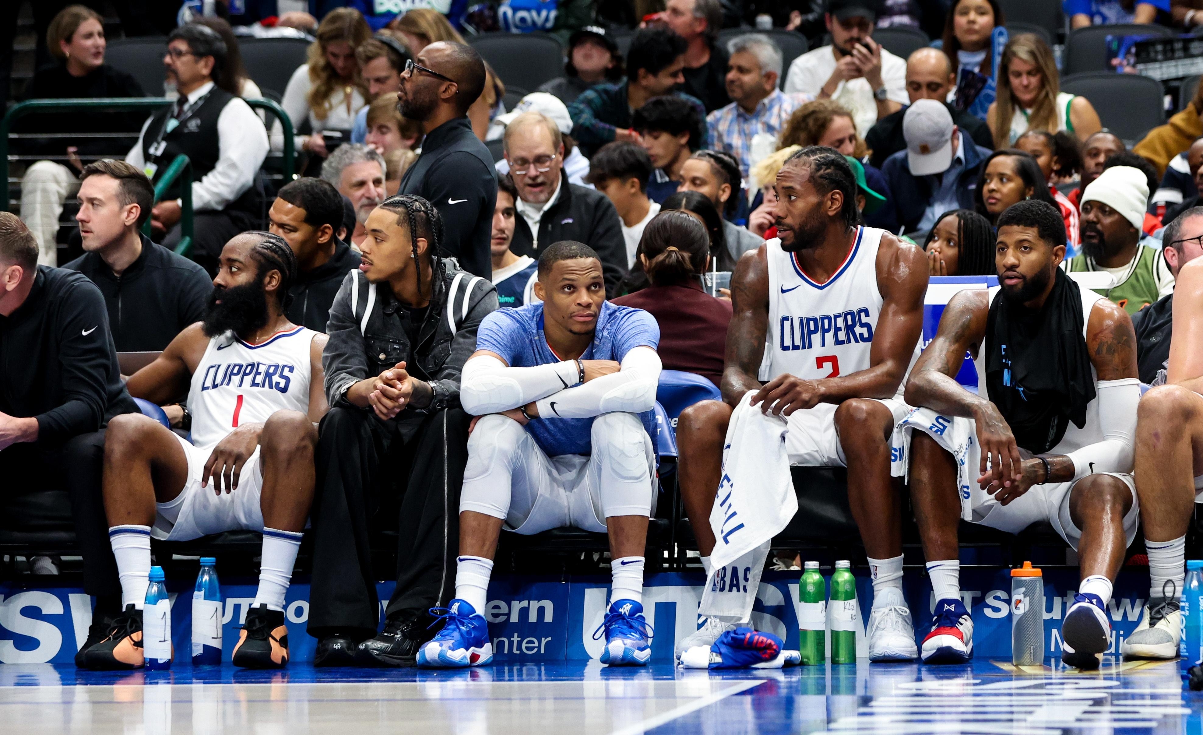 实时比分-NBA总决赛今夜走向成谜，俄克拉荷马雷霆单刀错失，更衣室稳定，临场指挥获称赞的简单介绍